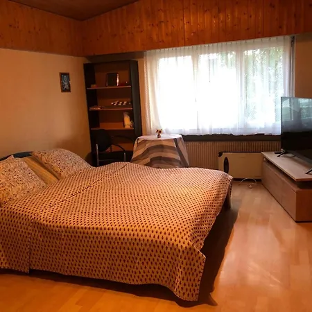 Aarons Apartment *